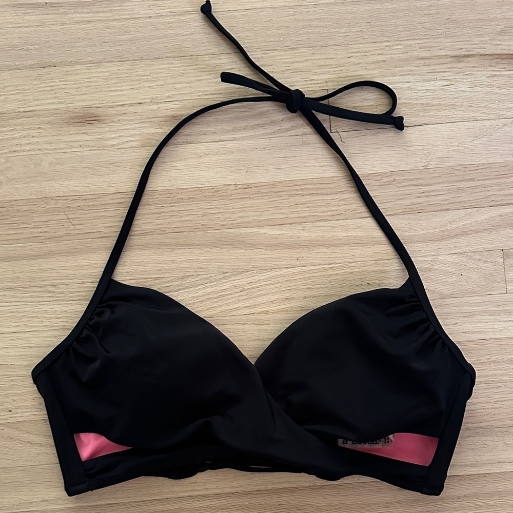 PINK by Victoria’s Secret Bikini Top with lace-up detail on back. size large